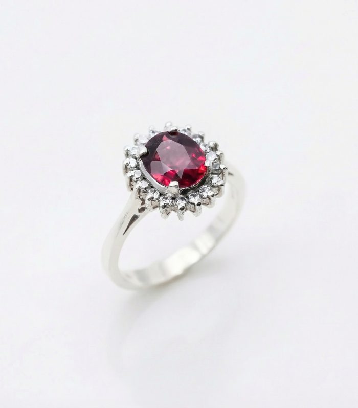 Silver Garnet ring